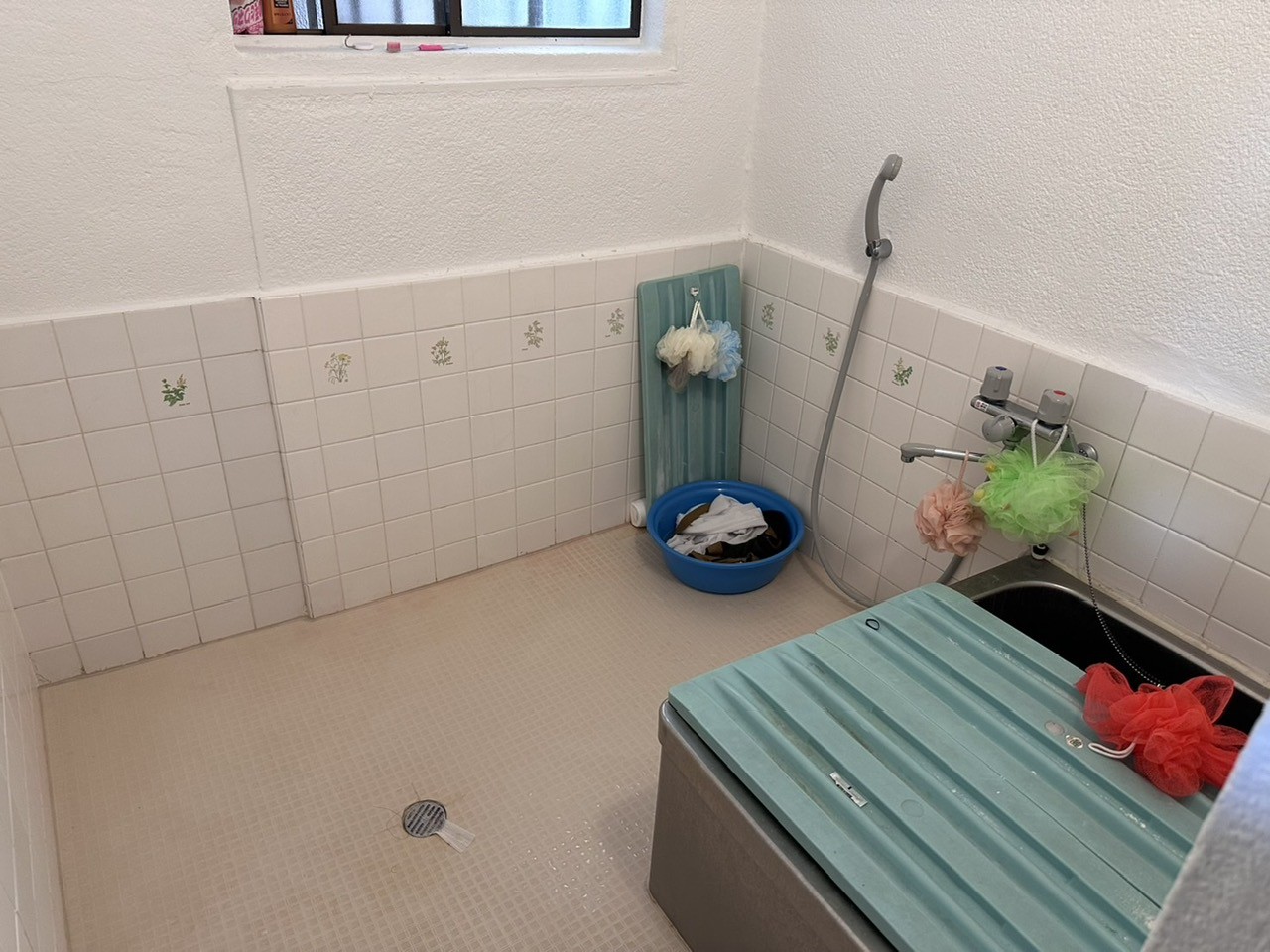 Cơ sở vật chất và ký túc