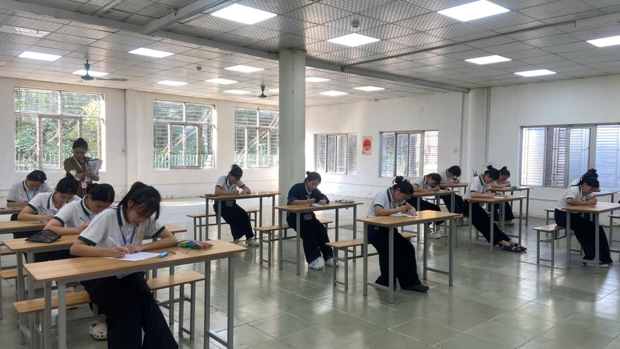 Giờ kiểm tra tại VJLINK